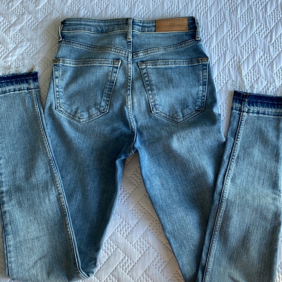 Mango “Soho” Size 2 Jeans - Picture 3 of 4